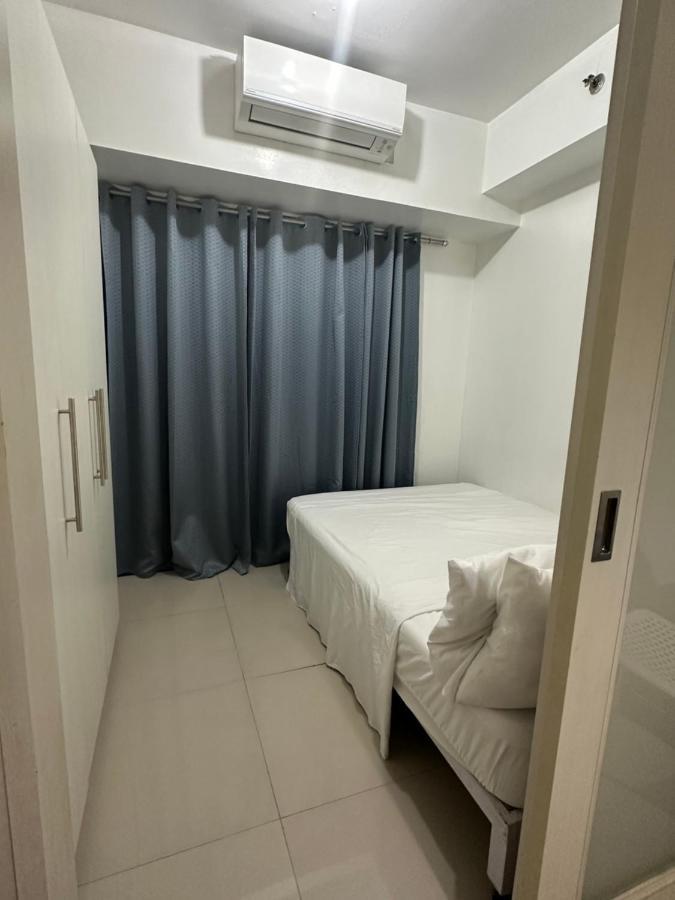 Sea Residences Paul'S Place Manila Exterior photo